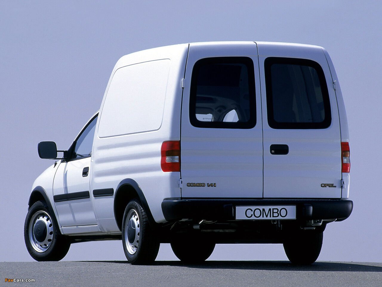 Opel Combo B: Yüksek Performans ve Uzun Ömür İçin Bakım Rehberi