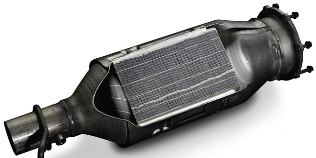 Dizel Partikül Filtresi (DPF) Rehberi: Temizlik mi, İptal mi, Yoksa Yeni Parça mı?