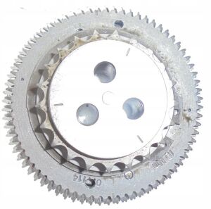 Opel Astra J 1.6 Dizel Krank Dişlisi Manuel Vites