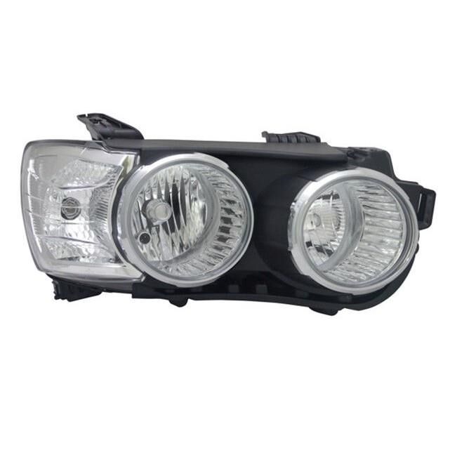 Chevrolet Yeni Aveo T300 Sağ Ön Far Kromlu