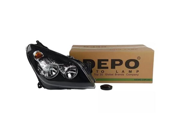 442-1140R-LD-EM | Opel Astra H Sağ Far Siyah Zeminli Depo Marka