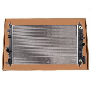 Opel İnsignia A B16DTH D20DTH Dizel Su Radyatorü Otomatik Vites