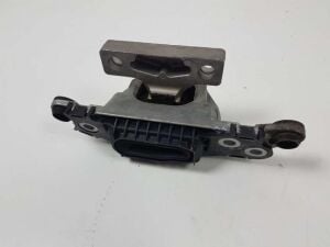 PSA (MOPAR) 13363900 Opel Astra K 1.0 1.4 Benzinli Motor Kulağı Sağ Orijinal