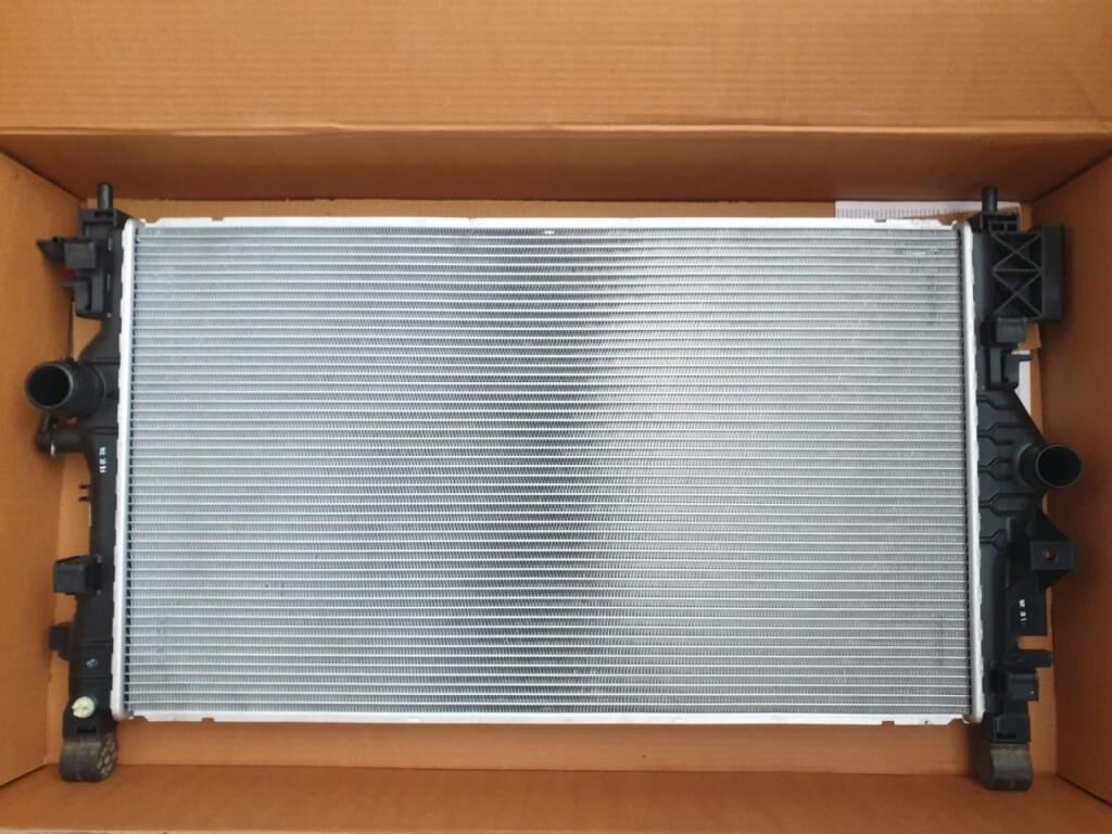 PSA (MOPAR) 39074655 Opel Zafira J 1.6 Dizel Manuel Vites Su Radyatörü Orijinal