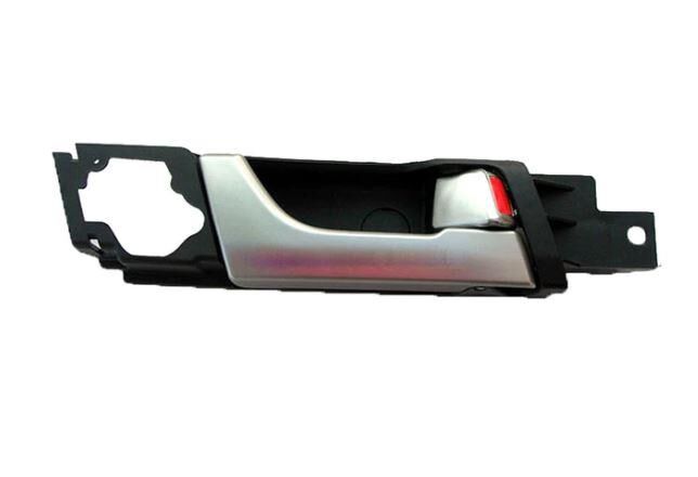 Chevrolet Captiva Sol Arka İçten Açma Kolu Nikelajlı Gm