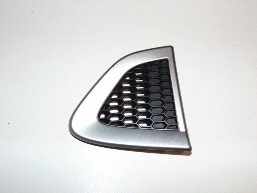 Chevrolet Captiva Ön Çamurluk Izgarası Sağ 2007-2011 (GM)