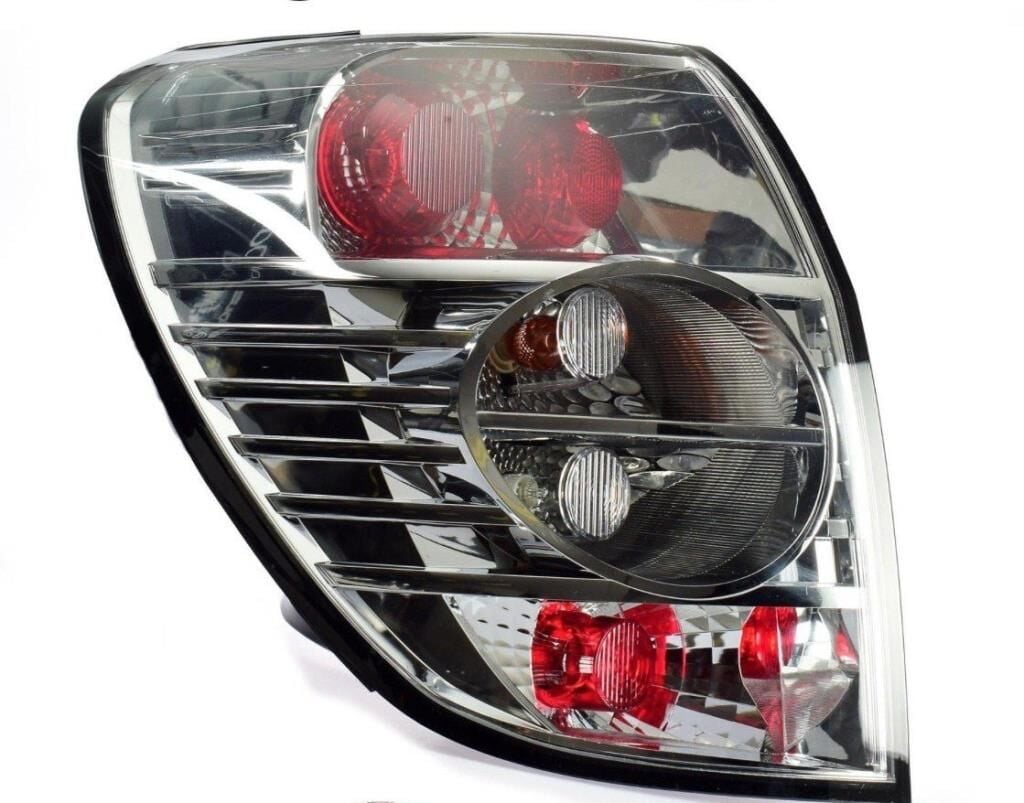 PSA (MOPAR) 20977719 Chevrolet Yeni Captiva C140 Yeni Kasa Sol Stop Lambası Kromlu Orijinal